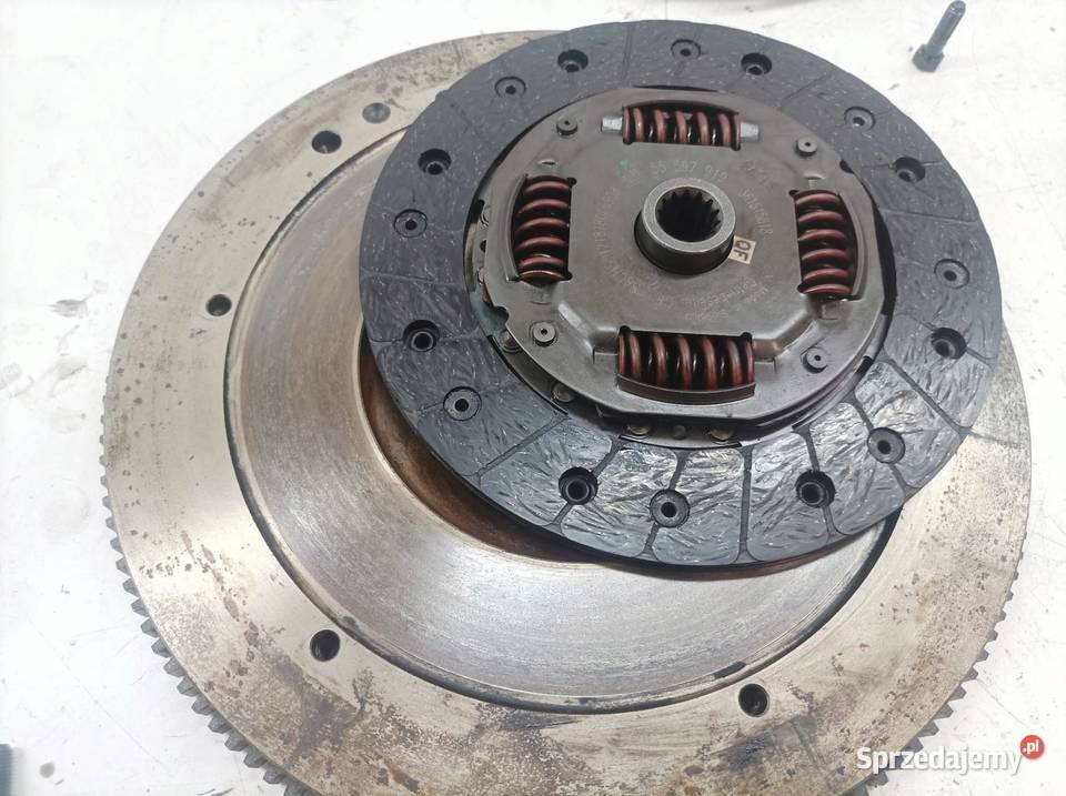SPRZĘGŁO 55594657 14 16V Opel Corsa V 2014 E sprzedam