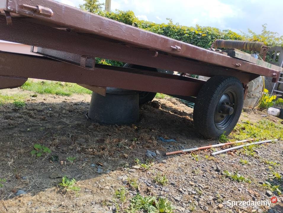 przyczepa jednoosiowa
