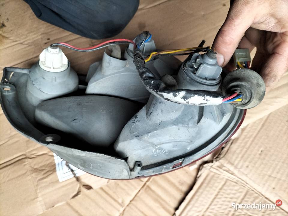 LAMPA TYLNA PRAWA MATIZ