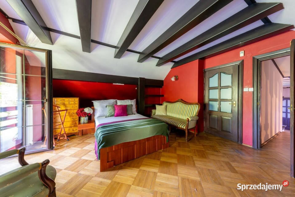 Rezydencja z kompleksem SPA i basenem Kanie 1081m2