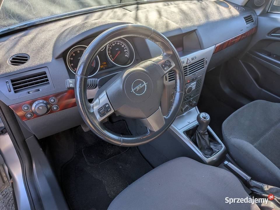 Opel Astra H 16 benzyna 160 Neryngowo