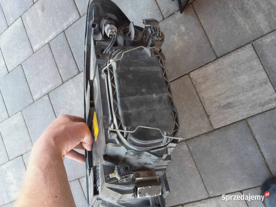Sprzedam lampy volvo v50