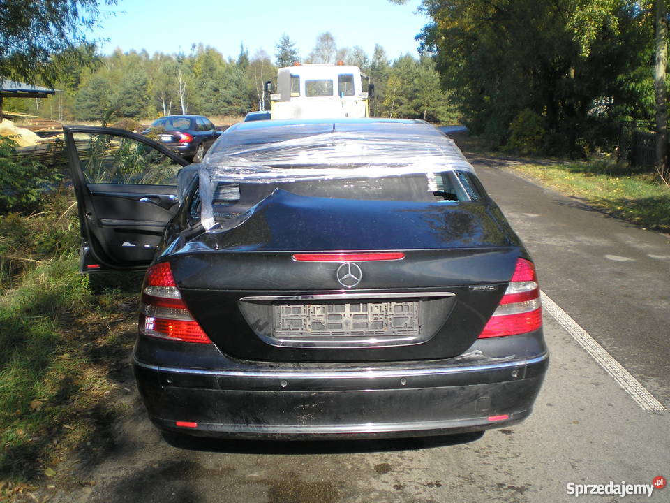 Mercedes E270 w211 Avantgarde lekko uszkodzony 2700cm3 Częstochowa
