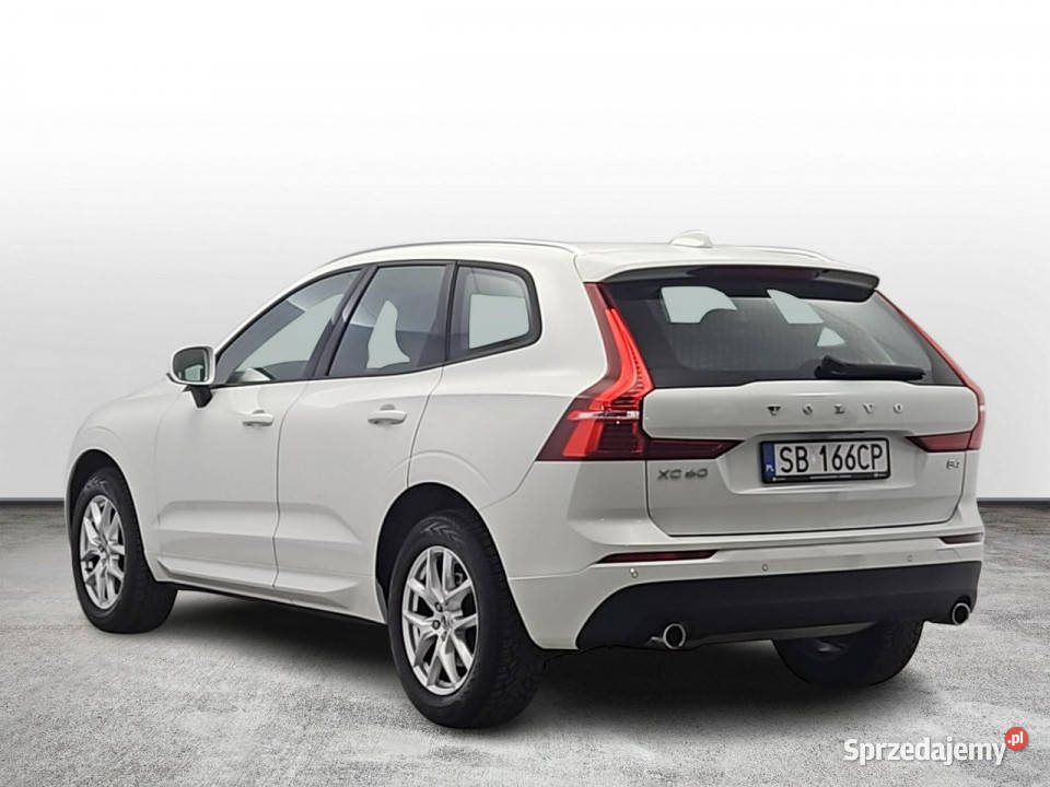 Volvo XC 60 B4 B Momentum Z Polskiego Salonu elektryczne lusterka Warszawa