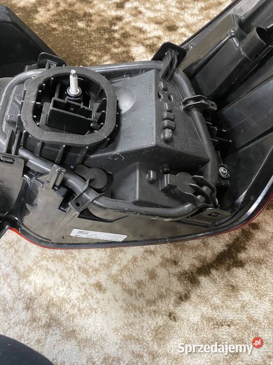 Lampa tylna lewa Dacia Sandero III Lwówek Śląski