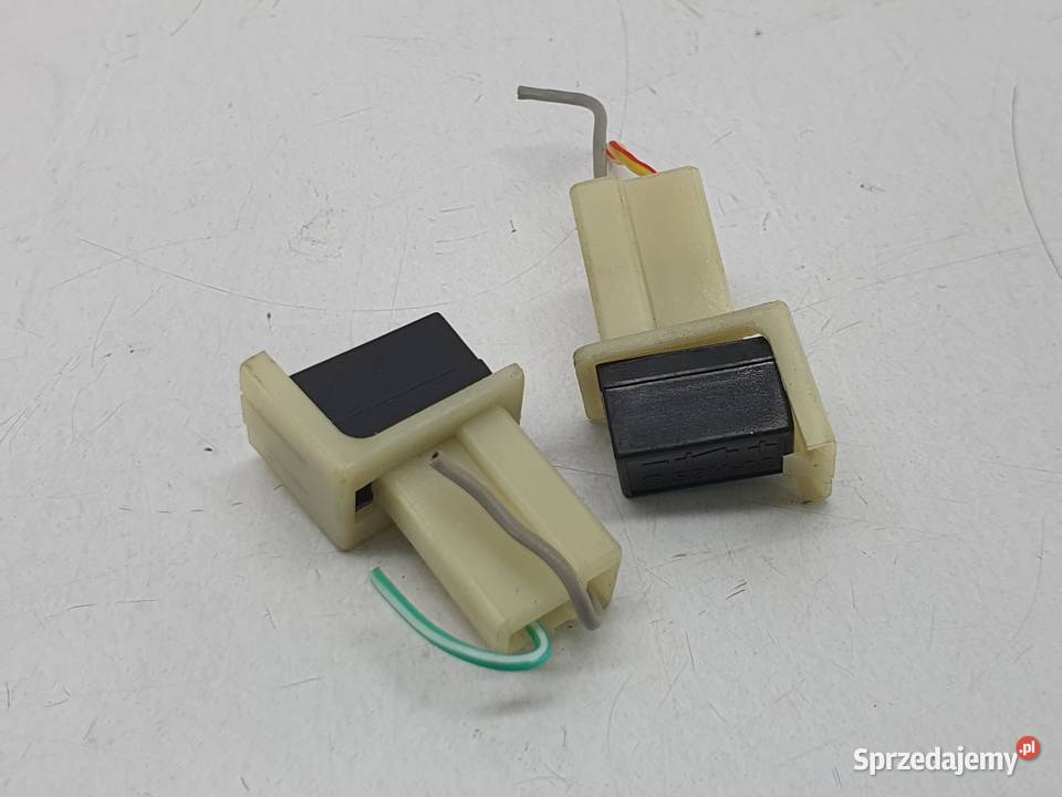 Przekaznik Bezpiecznik Wtyczka Benelli 302 Części i akcesoria motocyklowe Łódź