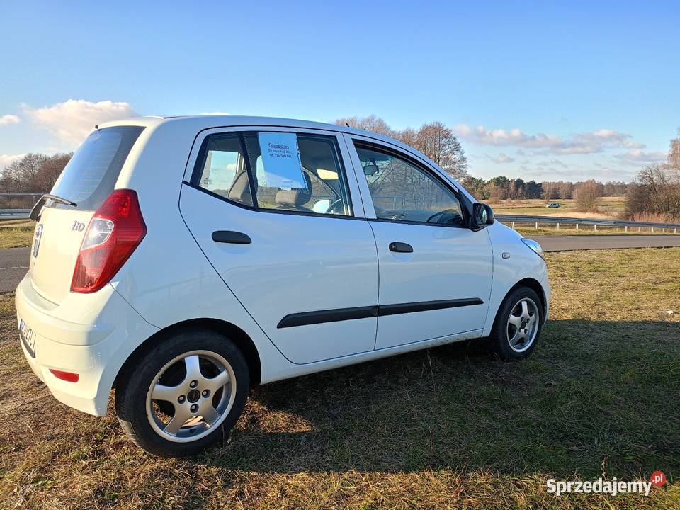 Hyundai i10 małe białe pędzidełko szuka nowego Hatchback Pęczniew sprzedam