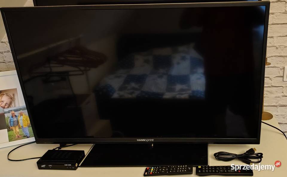 Telewizor HANNspree model No HSG1241 98 USB Karwica