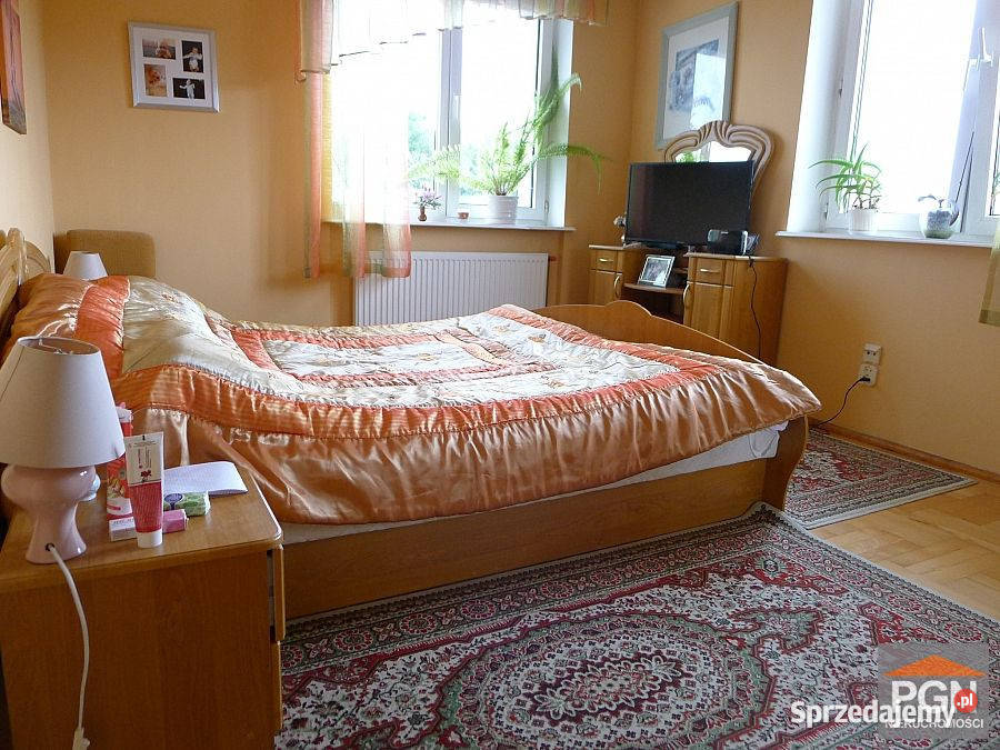 Dom wolnostojący Trzebiatów 285m2 mieszkalny sprzedam