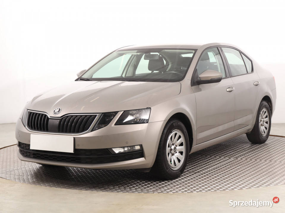 Skoda Octavia 10 TSI system Start-Stop Katowice