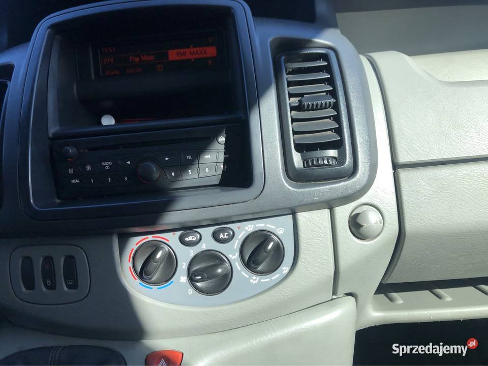 Sprzedam Nissan Primastar 2013 L2H2 bezwypadkowy Samochody dostawcze