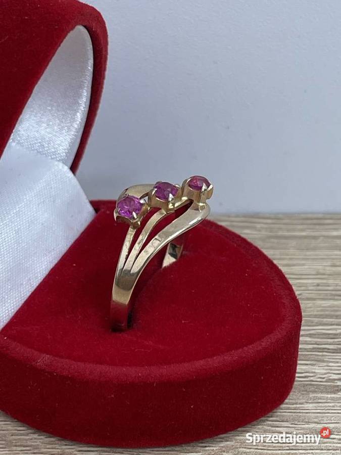 Pierścionek z cyrkoniami 585 p r 18 224g Gdańsk sprzedam