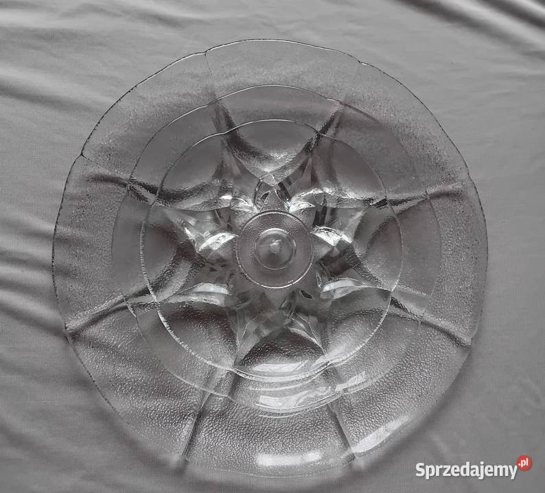 Komplet 3 talerzy z dziurką model Stella HSG