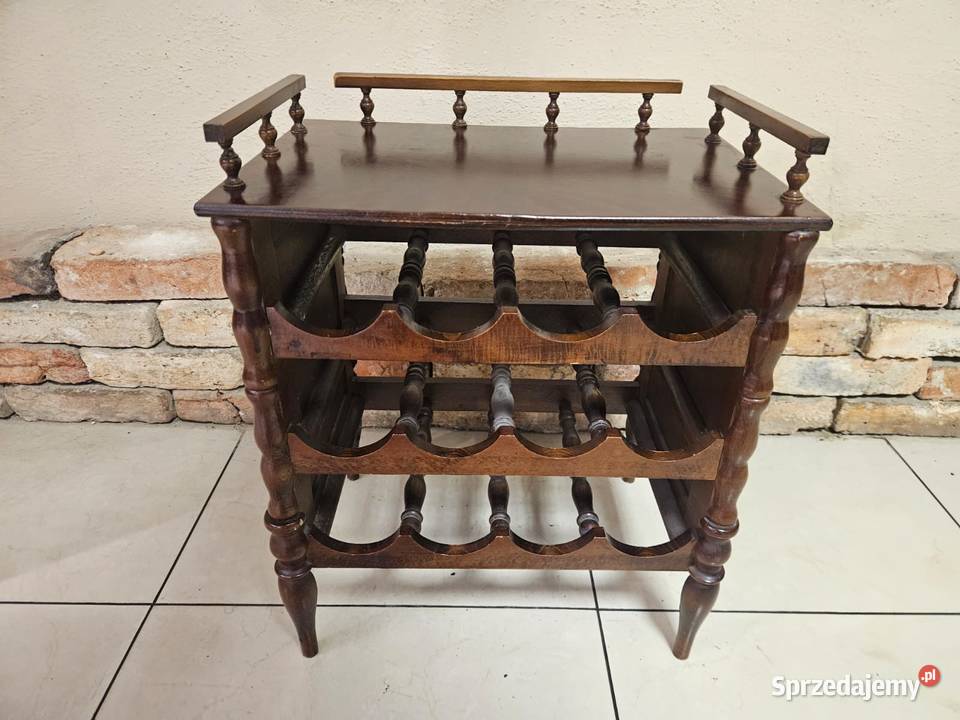 Drewniany stojak na wino piękne wykonanie