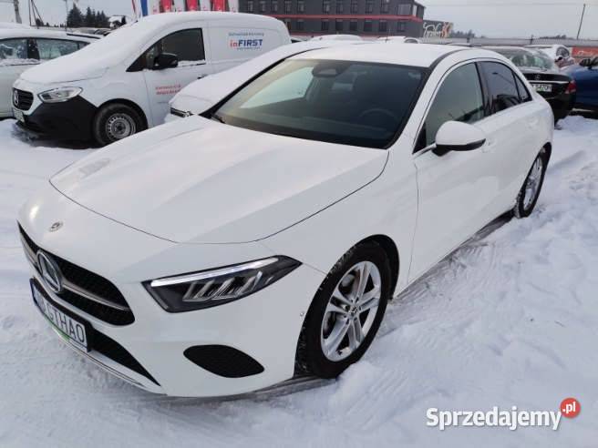 MERCEDESBENZ A 200 2023 133200 ccm 163 Motoryzacja Warszawa