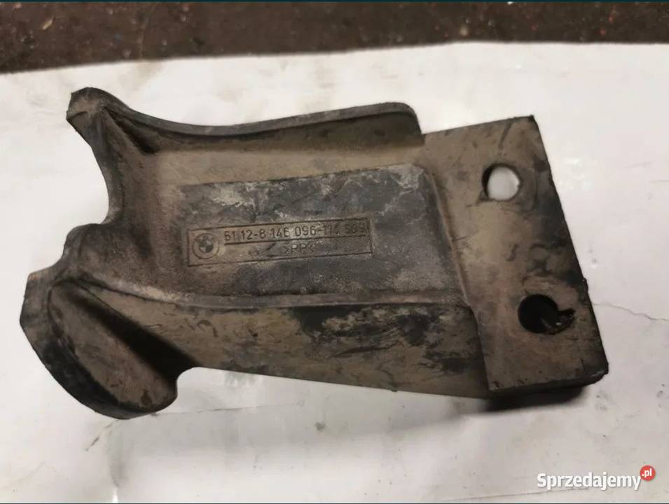 Ślizg zderzaka tylnego prawy BMW E46 Compact śląskie Żory