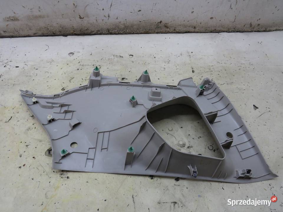 OSŁONA SŁUPKA BAGAŻNIKA LEWA XTRAIL III T32