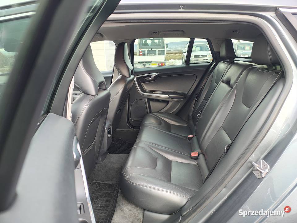 Volvo V60 Zarejestrowane Zadbane 2015r 20 Diesel nieuszkodzony Zarszyn