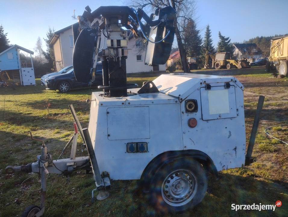 Maszt oświetleniowy z agregatem prądotwórczym Generatory Słowiki Stare