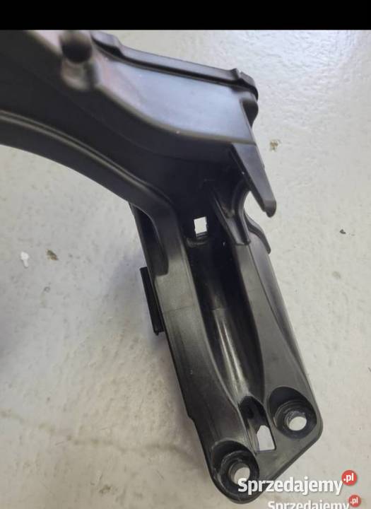 Aprilia TUONO V4 1100 rsv 4 16 OEM STELAŻ CZASZY Nowy Tomyśl sprzedam