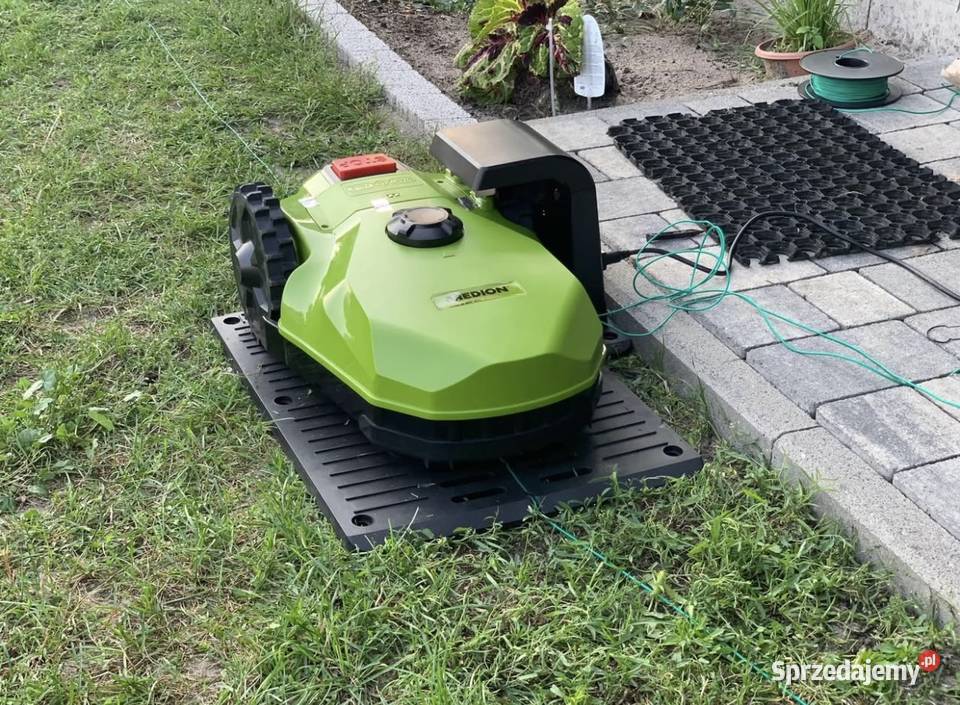 Robot koszący Medion Zestaw Roboty koszące wielkopolskie Kolonia Obory