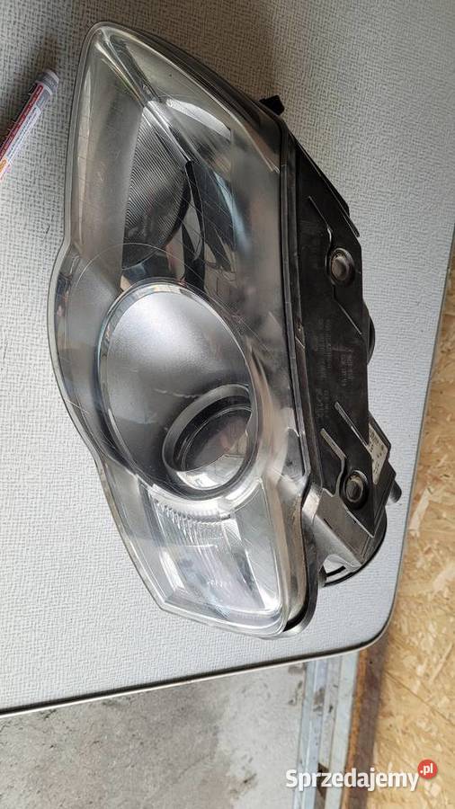 Vw Passat b6 lampa przód lewa strona Małomice