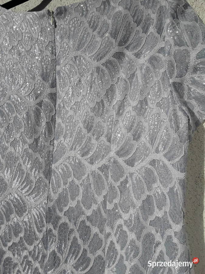 Piękna mieniąca sukienka r42