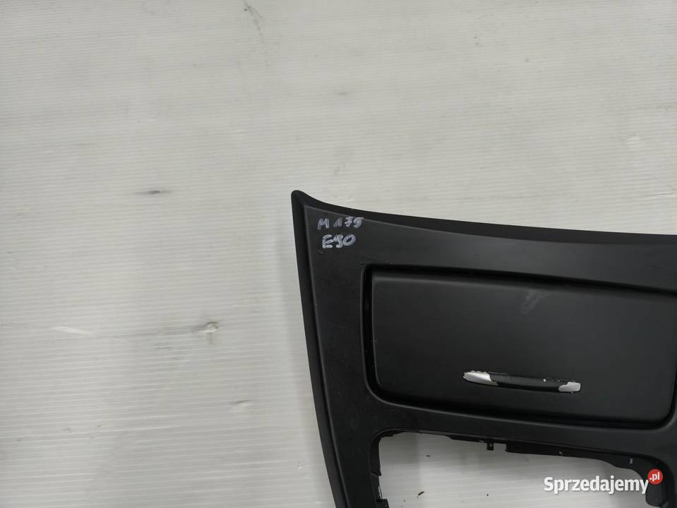 RAMKA KONSOLI TUNELU LEWARKA BMW E90 E91 7118034 sprzedam