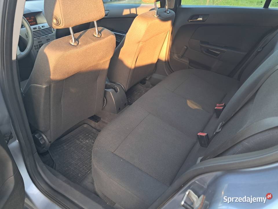 Opel Astra 2009 14 Zadbany Zawiercie