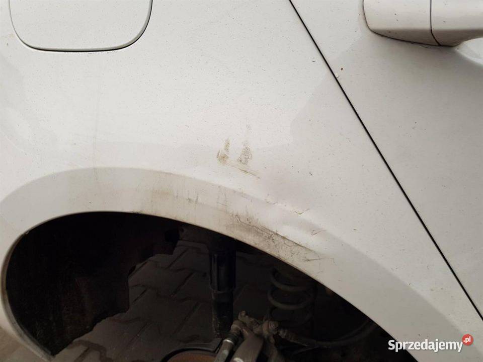 ĆWIARTKA BŁOTNIK PRAWY TYŁ SKODA OCTAVIA III Lipno