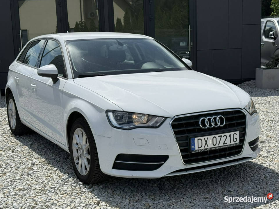 Audi A3 Sportback Audi A3 12 16V TSI 105 2014