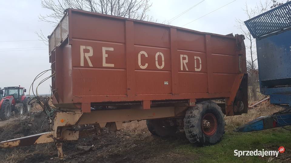 Przyczepa rozrzutnik do kukurydzy trawy Record nieuszkodzony podlaskie Białystok sprzedam