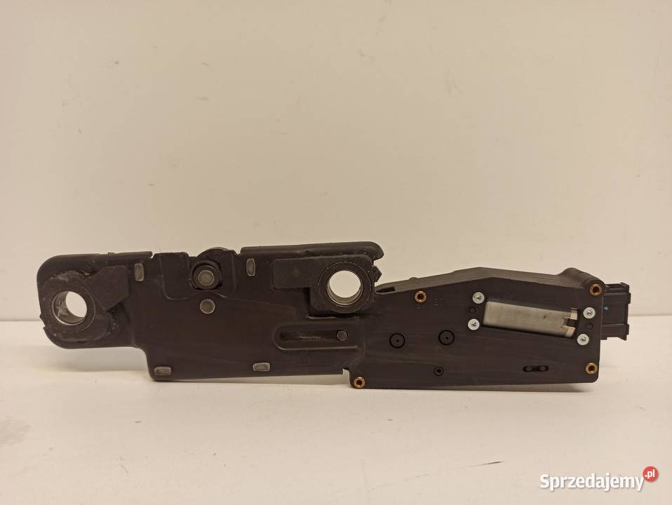 AUDI A6 C7 ZAMEK DOCIĄG KLAPY TYŁ 4F9827383H