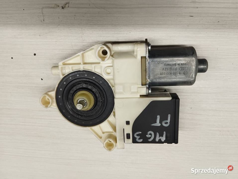 Silniczek szyby prawy tył Megane III 965369104 sprzedam