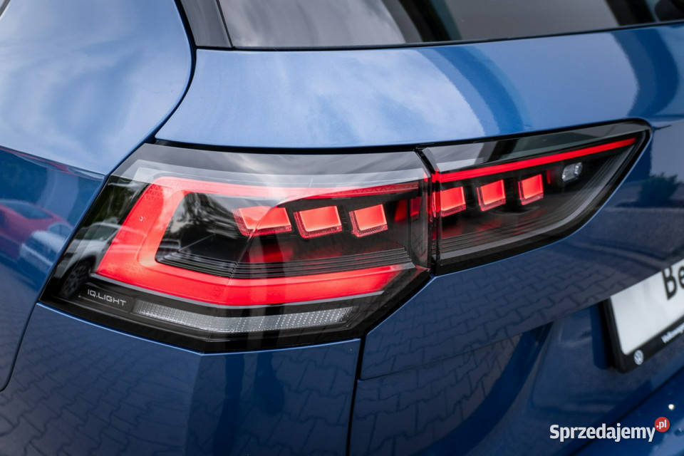 Volkswagen Golf Variant Style 15 eTSI 150 DSG kurtyny powietrzne Łódź