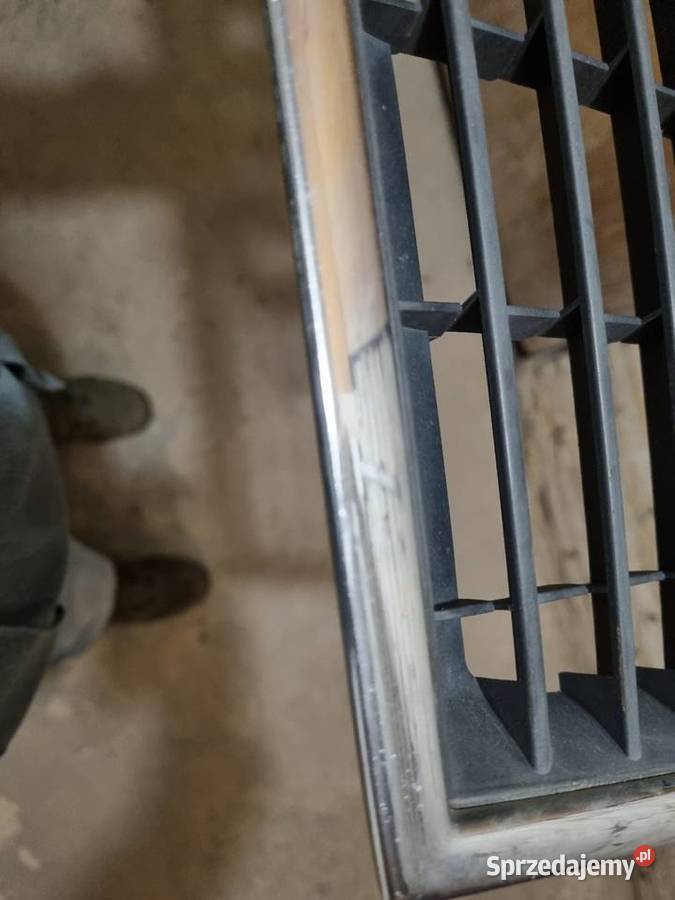 Grill atrapa osłona chłodnicy A6 C5 polift opolskie