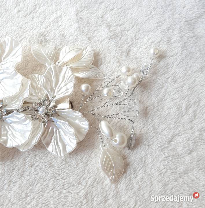 Spinka do włosów kwiaty białe koraliki róże zachodniopomorskie Szczecin