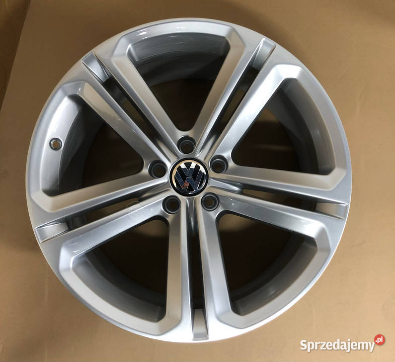 Felgi VW TIGUAN 9Jx19 ET33 5N0601025T OE Gostyń