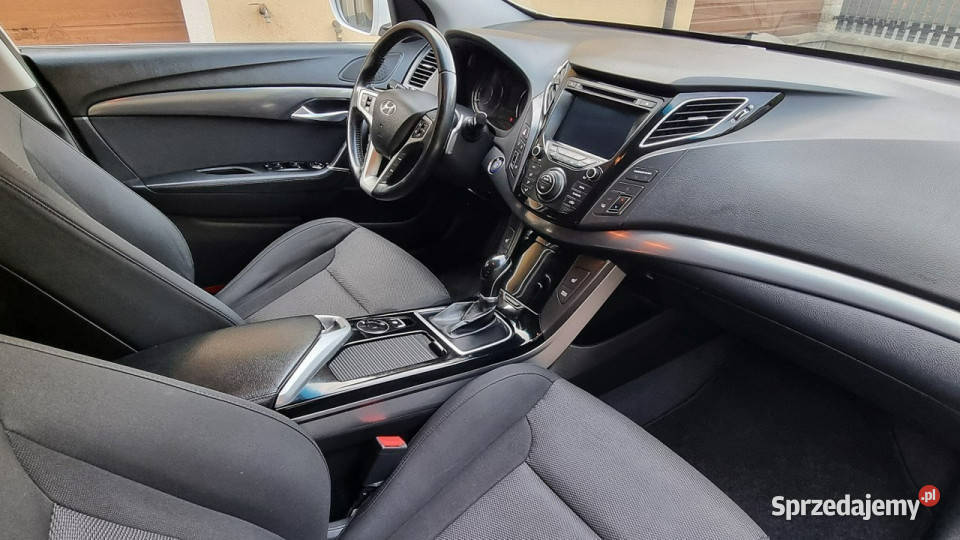 Hyundai i40 Automat 136 Navi Kamera GWARANCJA aluminiowe felgi sprzedam