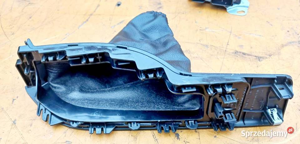 FORD FOCUS MK3 10 MIESZEK RAMKA HAMULCA RĘCZNEGO Radom sprzedam