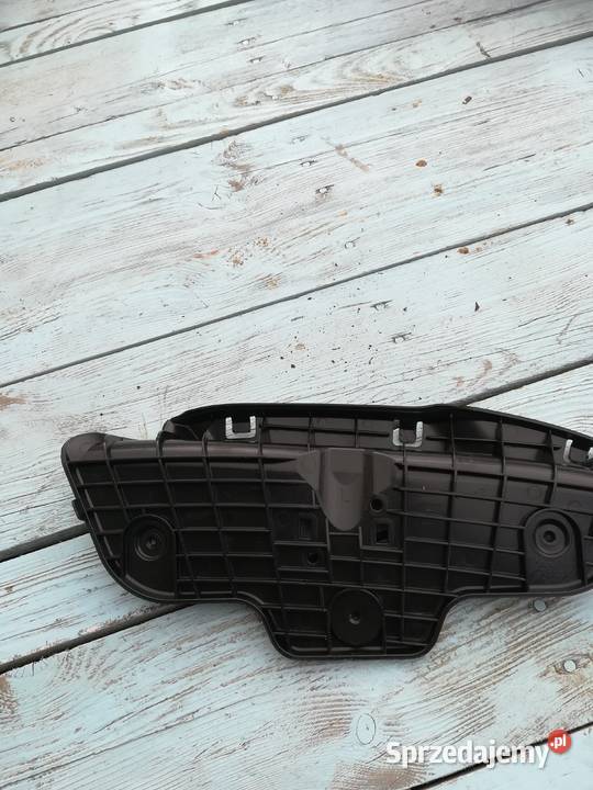 Podstawa reflektora Lewa str Ford Kuga mk2 lift osobowe