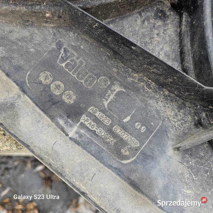 Wentylator chłodnicy valeo 24410989 Opel Vectra Góra
