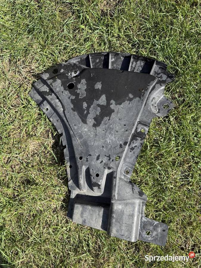 Prawa Oslona Płyta Wnęki Koła Pod Zderzak Kłobuck sprzedam