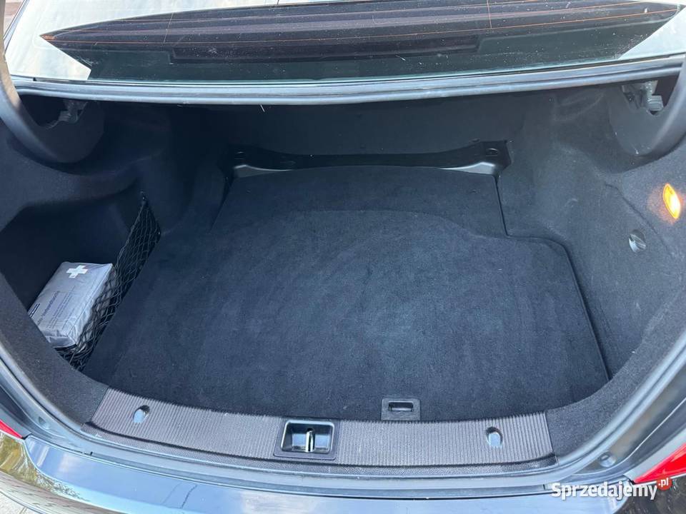 Mercedes C180 18 benzyna sedan bluetooth