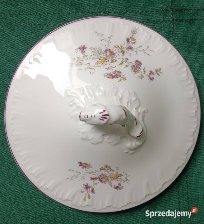 Porcelanowa pokrywa wazy z PRL z motywem kwiatów Zbylitowska Góra