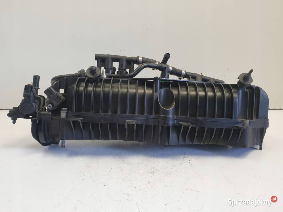 WTRYSKIWACZ Volvo V60 20 T KOLEKTOR SSĄCY osobowe lubelskie