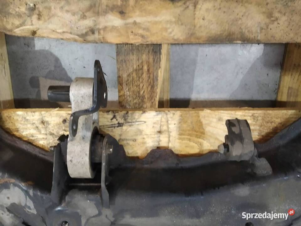 SANKI ZAWIESZENIA PRZÓD TRANSIT MK1 Ford Tourneo osobowe świętokrzyskie