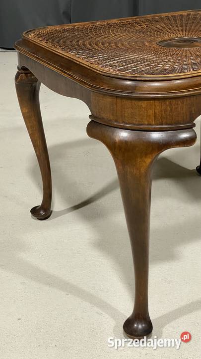 Stolik kawowy ludwikowski z rafią orzech Gryfice