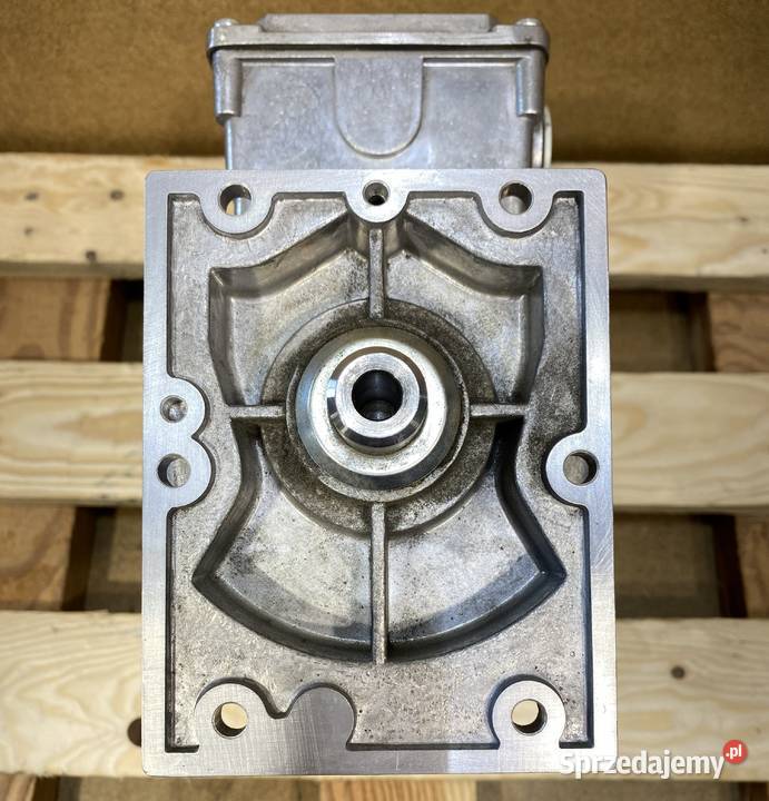 silnik elektryczny 037kW 1360obr 3fazowy Lenze Pigża sprzedam