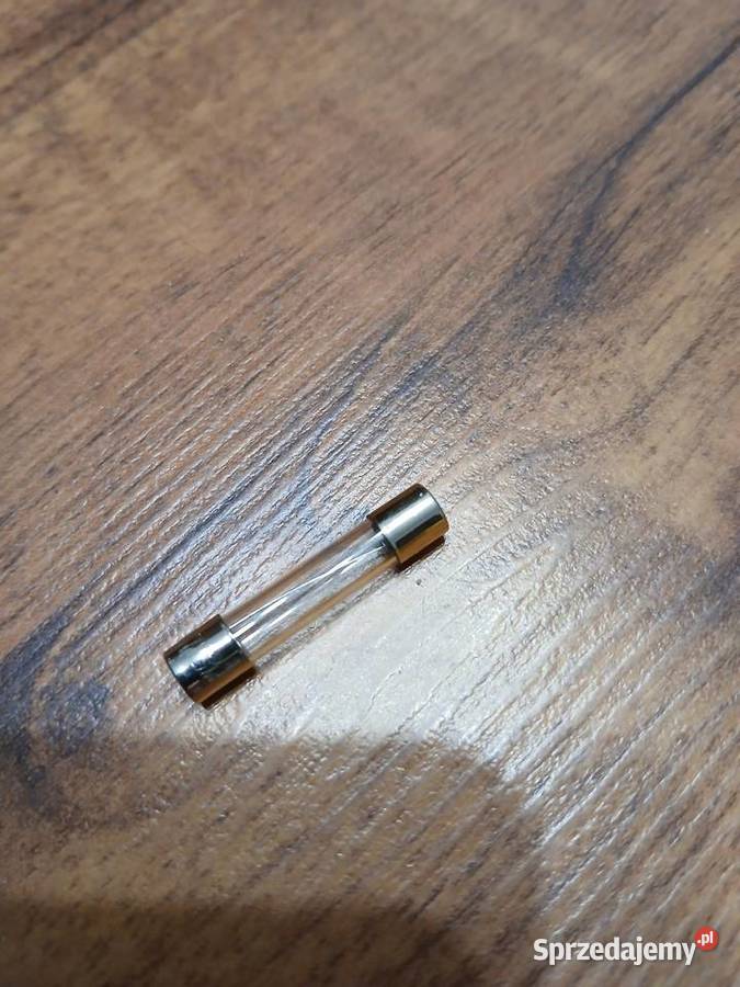 BEZPIECZNIK ŁADOWANIA SKUTER 15A 6X30mm Resko